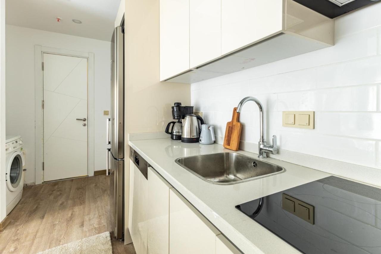 Stunning Retreat 3 Min To Kanyon Mall * Istanbul