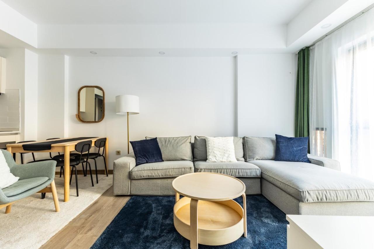 Stunning Retreat 3 Min To Kanyon Mall